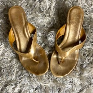 Ugg platform thong sandal